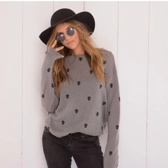 Mini Skull Crewneck - Picture 5 of 9